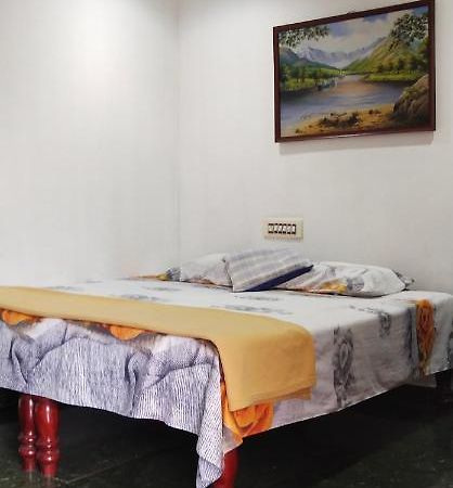 Floral Homestay Thekkady Ngoại thất bức ảnh