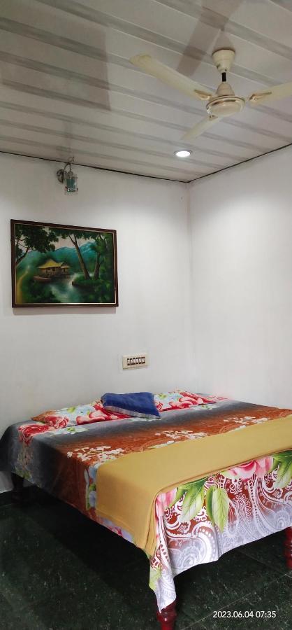 Floral Homestay Thekkady Ngoại thất bức ảnh